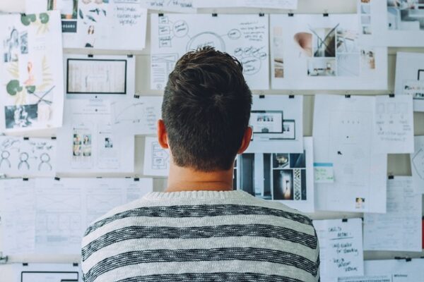 Empowering Businesses: Leveraging AI for Strategic Growth and Competitive Advantage